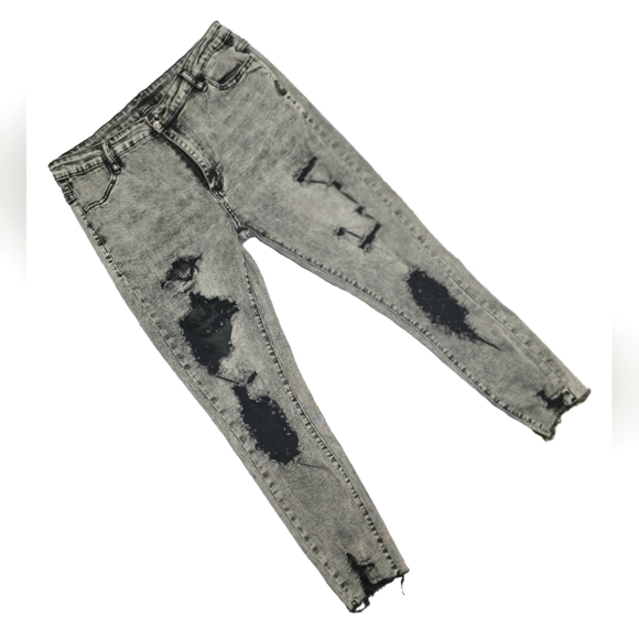 🟨⚫️ Cut Out Ripped Black Distressed Raw Hem Grey Denim Skinny Jeans Large 8/10 - Picture 2 of 12